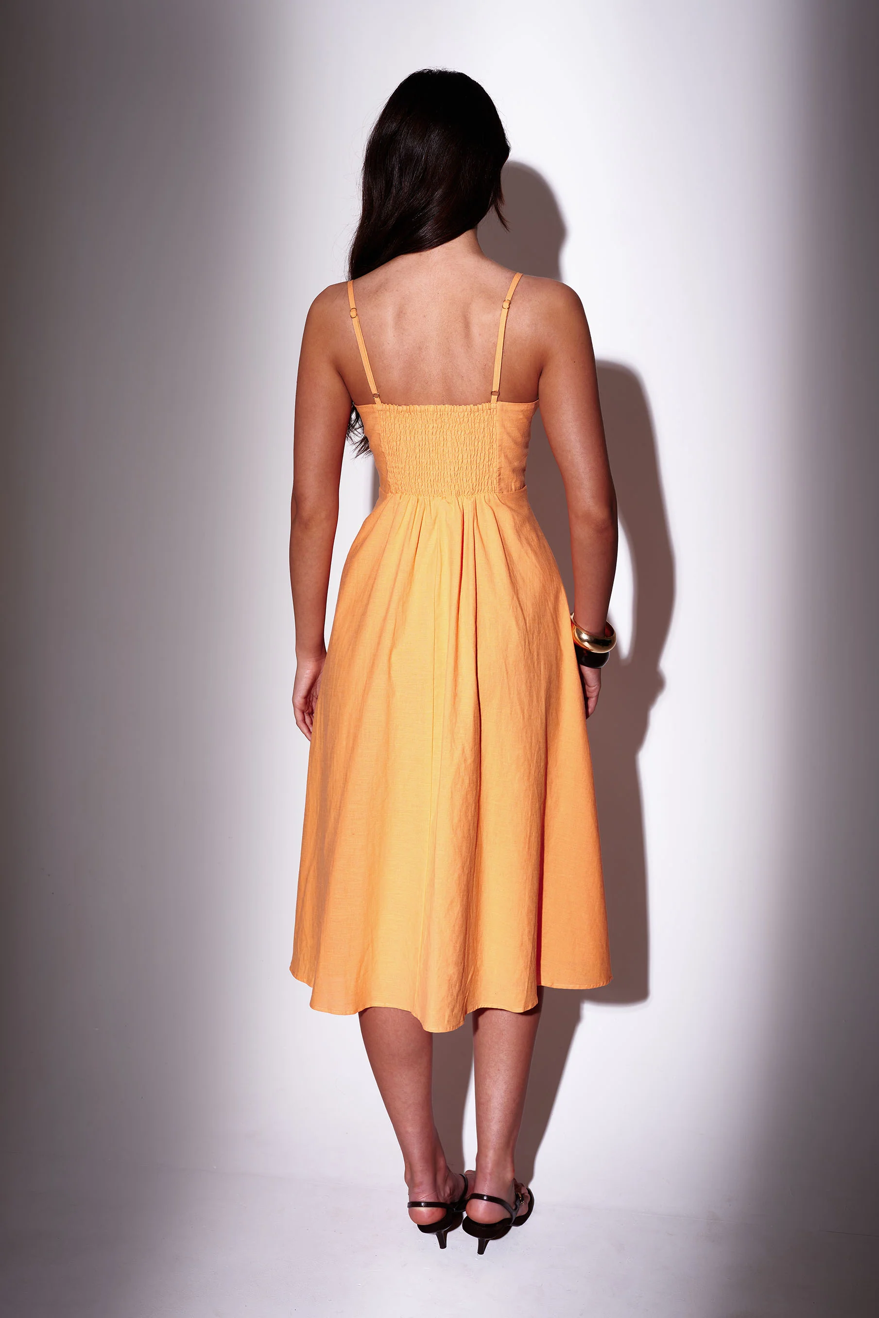 Phoebe Linen Blend Midi Dress in Orange - Image 4